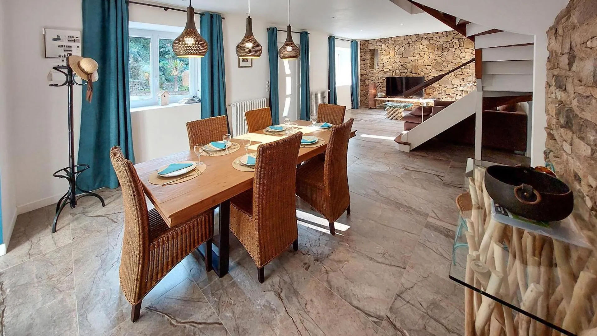 3 Bedroom Nice Home In Ploubezre 0*,  Fransa